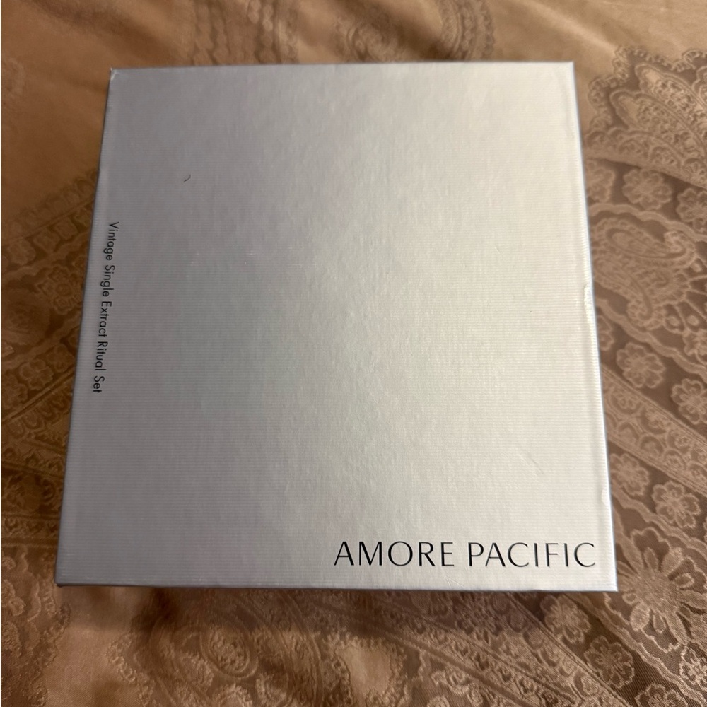 Amore Pacific Vintage Single Extract Ritual Set Anti-Aging Essence Ampoule Mist - Picture 2 of 4